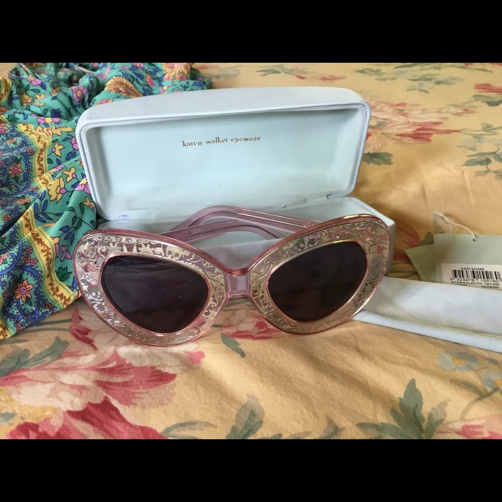 🌸KAREN Walker” Intergalactic “ Sunglasses - Picture 2 of 3